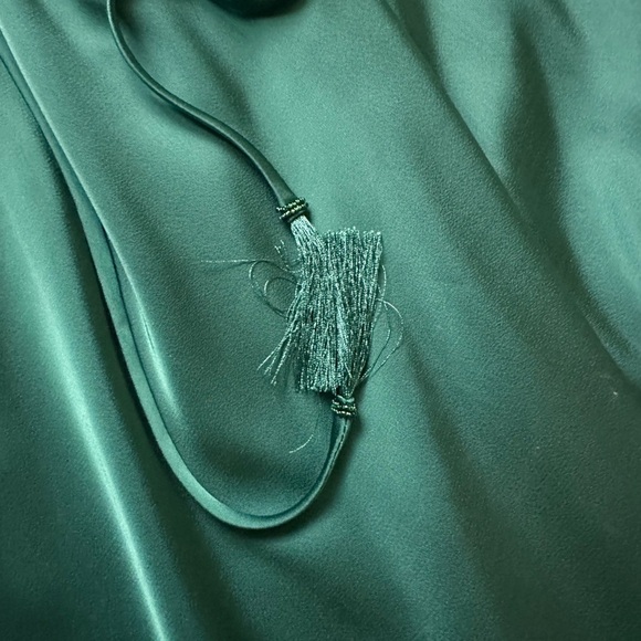 Emerald Green Satin Bridesmaid Dress Size 8 Elegant Long Gown - Picture 5 of 8